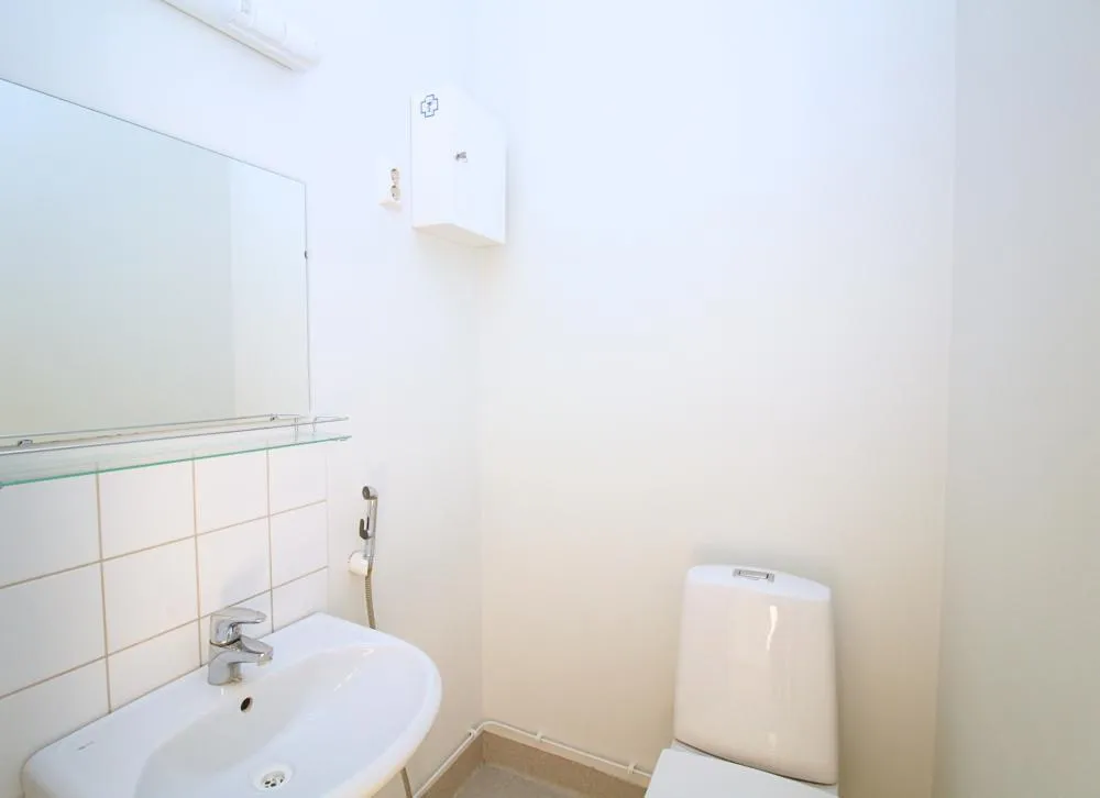 Bathrooms - Apartment with Balcony and Sauna in Kuopio