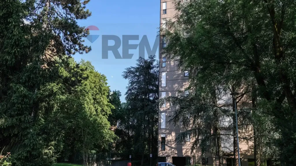 Extérieur - Penthouse with Panoramic Views in San Donato Milanese
