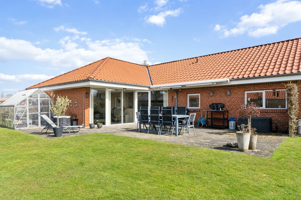 Välivaade - Modernised Villa with Carport in Herning