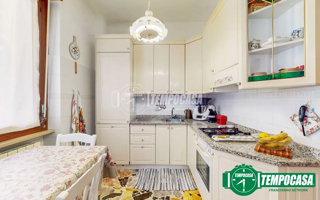 Köök - Apartment with Balcony and Parking in Ovada