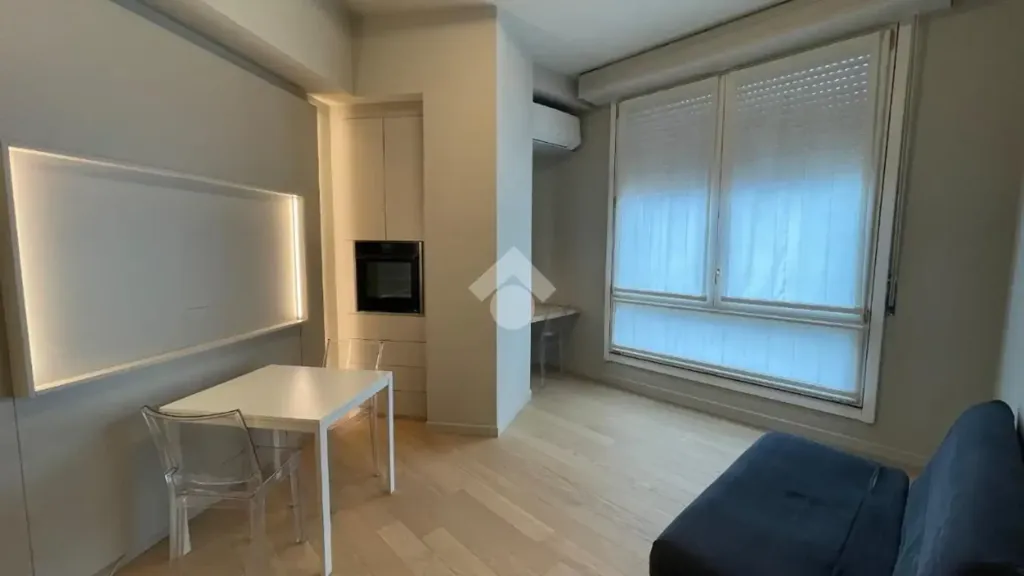 Soggiorno - Rearranged 2-Bedroom in Central Milan