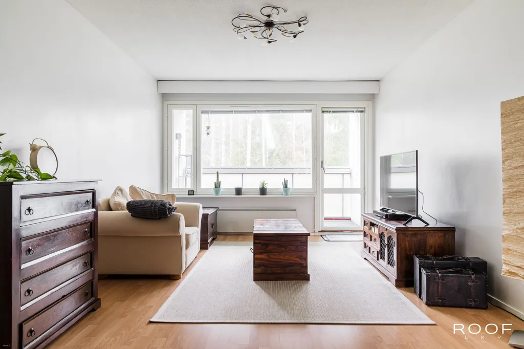 Elutuba - Flat with Glazed Balcony in Kirkkonummi
