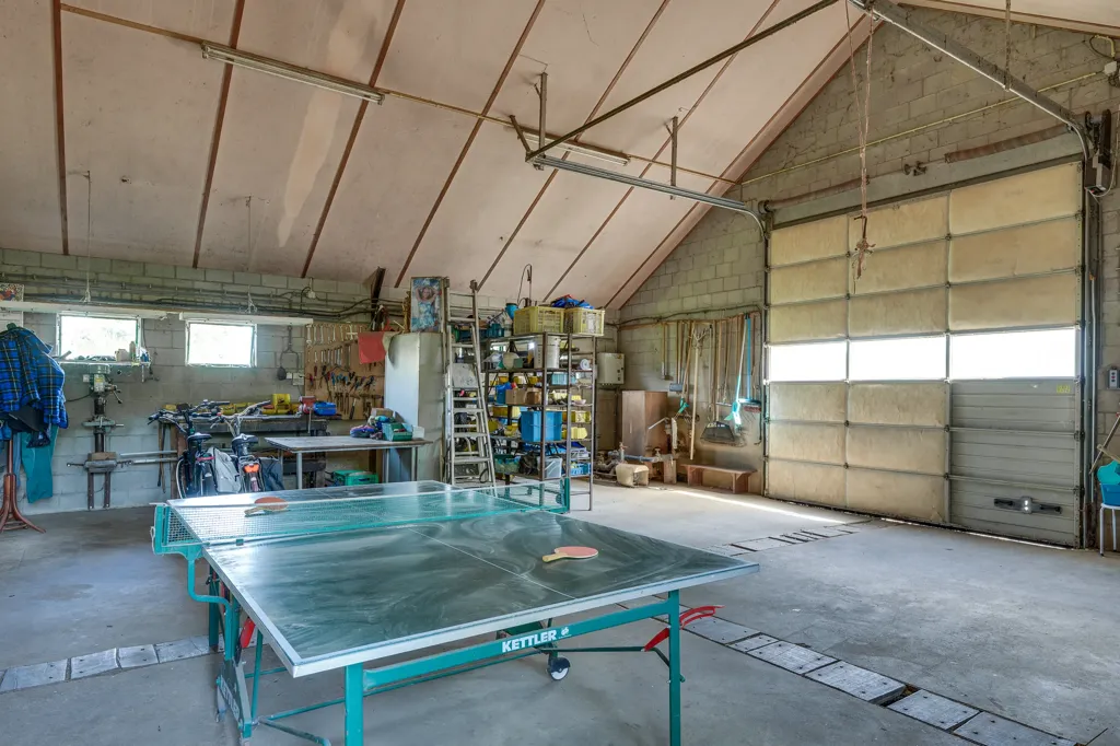 Garage - Woonboerderij with Looft in Rijkevoort