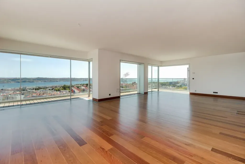 Elutuba - High Standard Flat with River View in Restelo