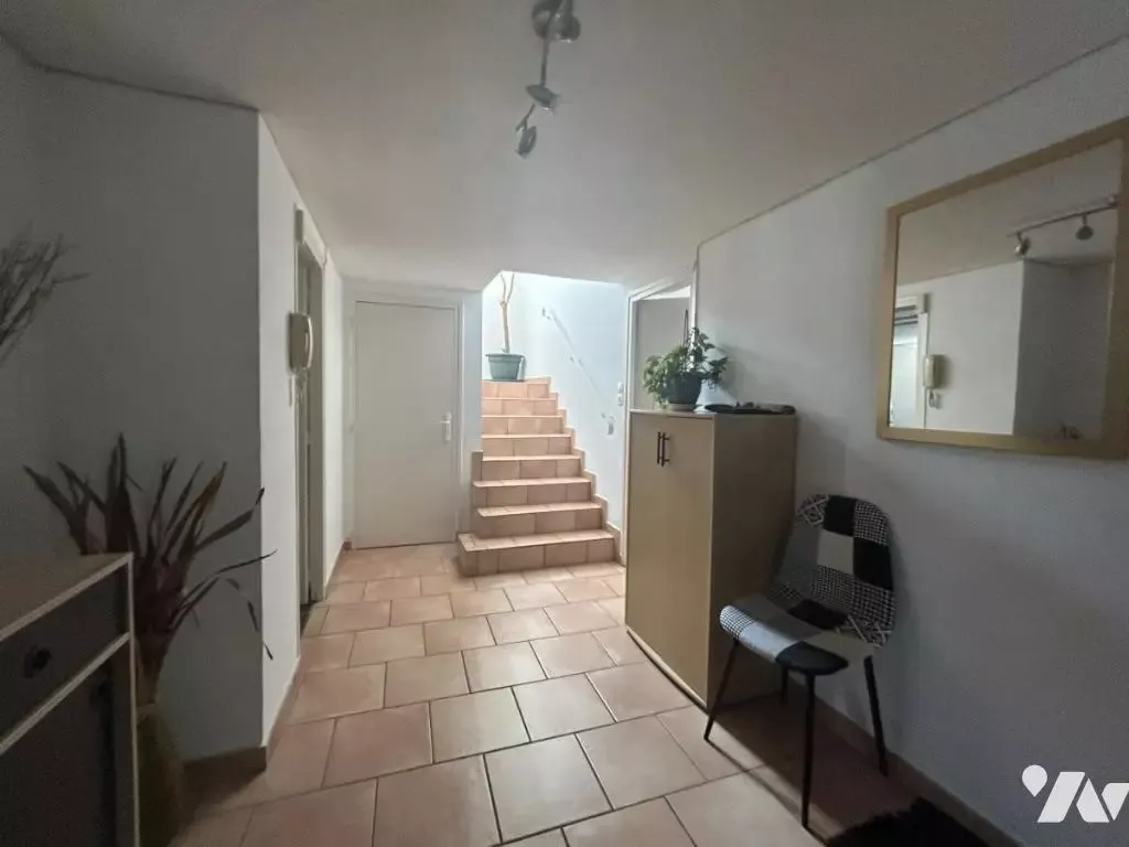Entrée - Maison avec Piscine et Jardin à Montélimar