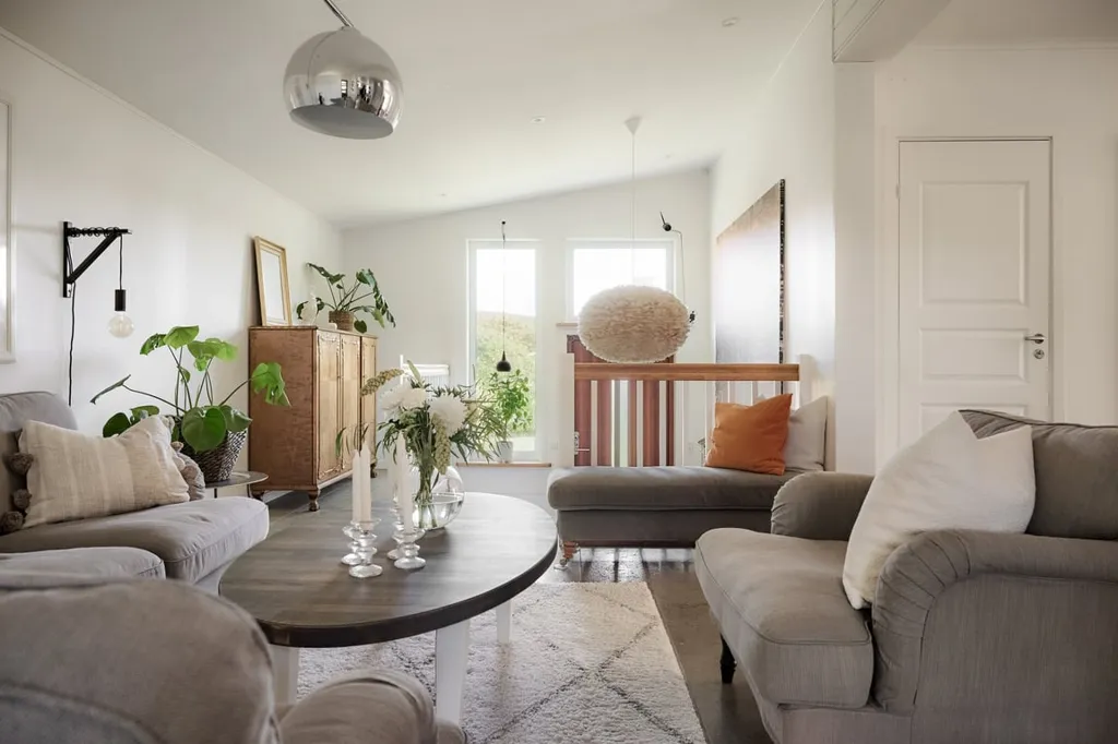 Living Room - Villa with Guest Apartment near Vättern