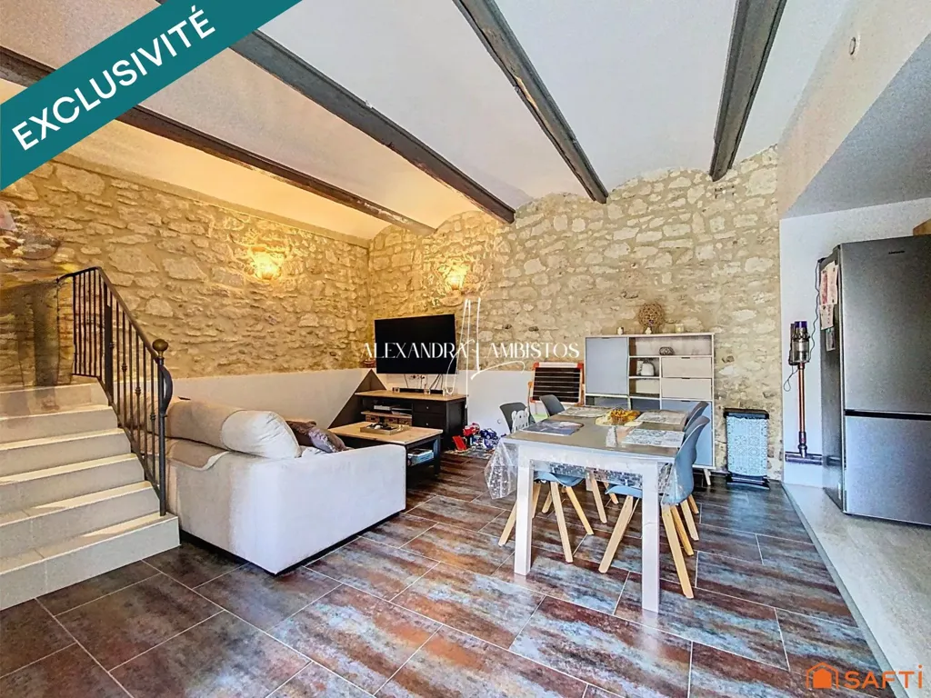 Living Room - Characterful Duplex Apartment in Restinclières