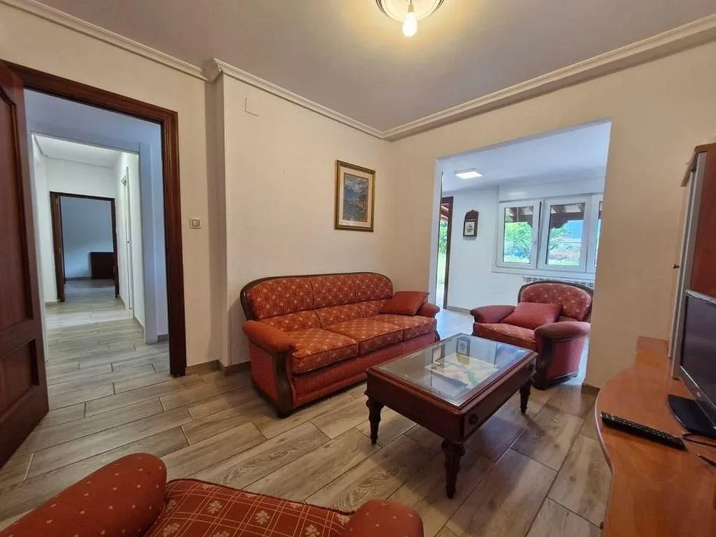 Living Room - Chalet with Garden in Corrales de Buelna