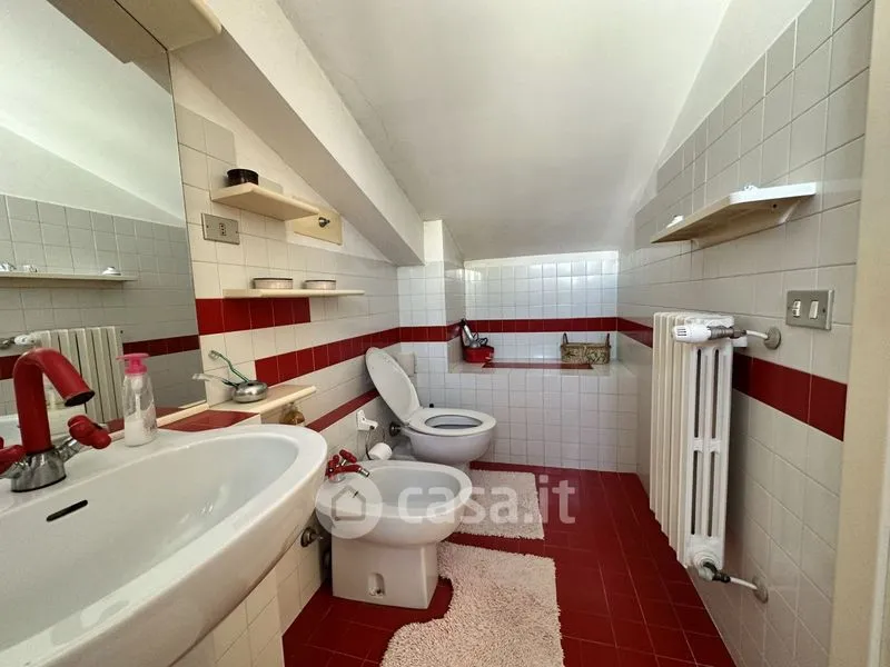 Salles de bain - Luxury Semi-detached Villa with Garden in Ancona