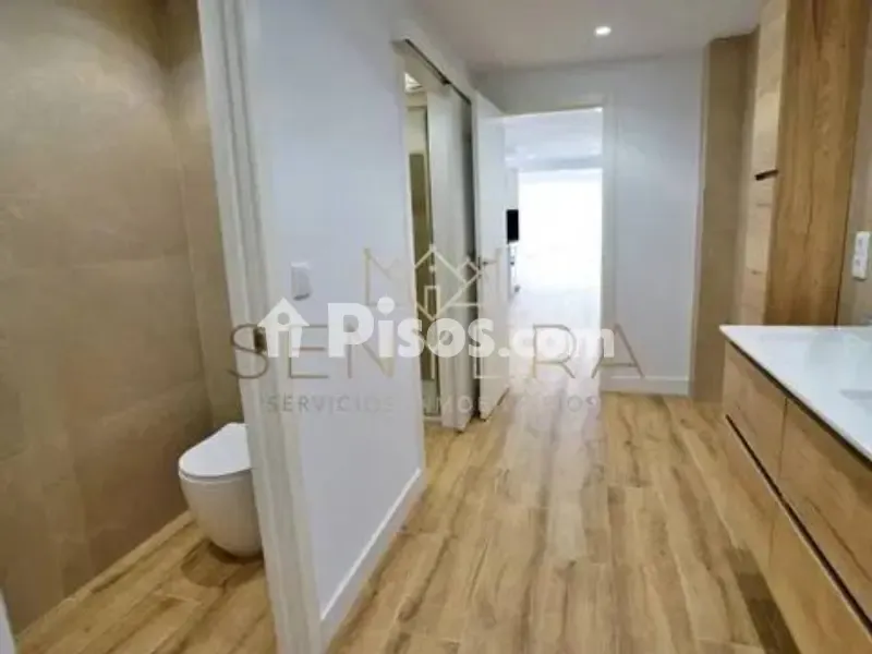 Salles de bain - Modern Flat with Terrace in Patraix, Valencia