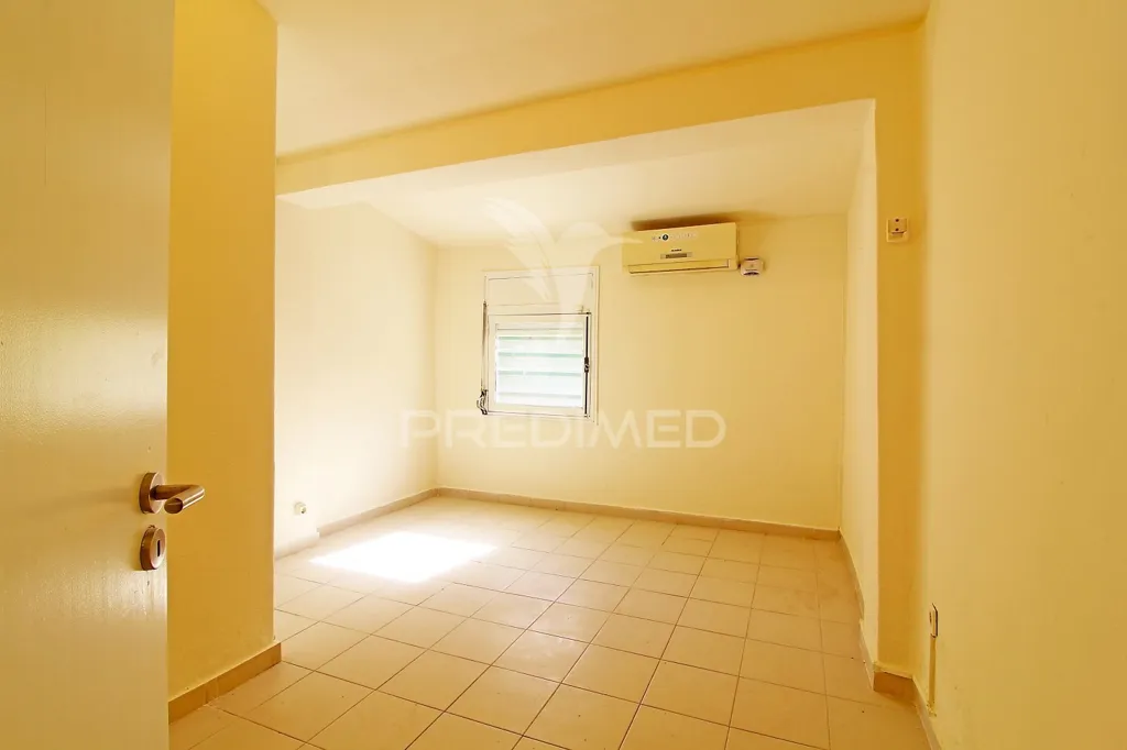 Esik - Detached Villa with Private Pool in Albufeira