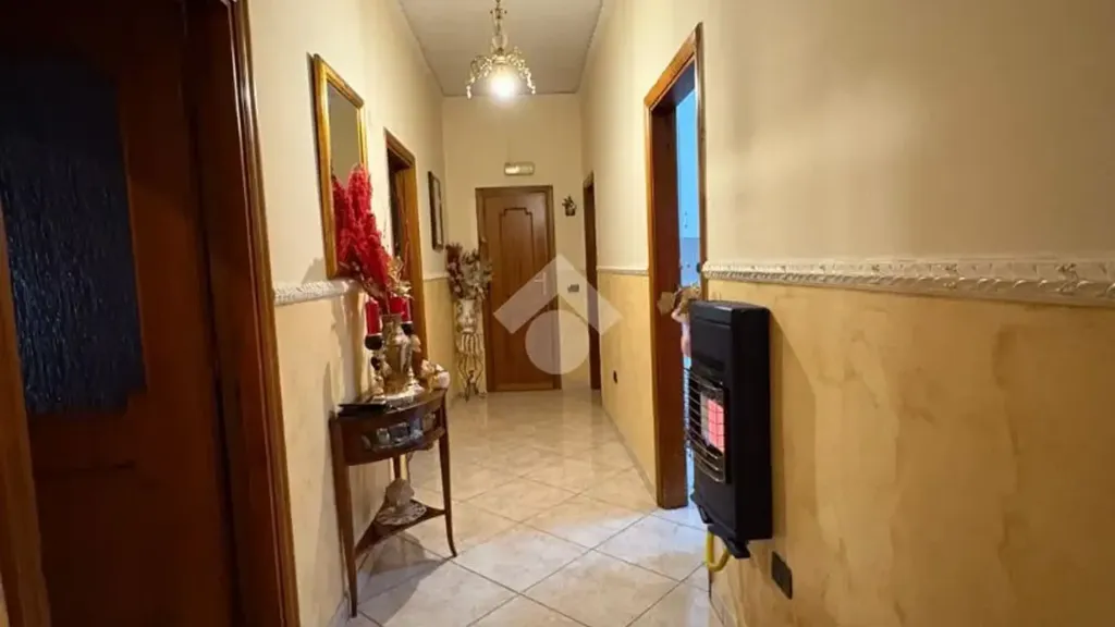 hallway_entrance