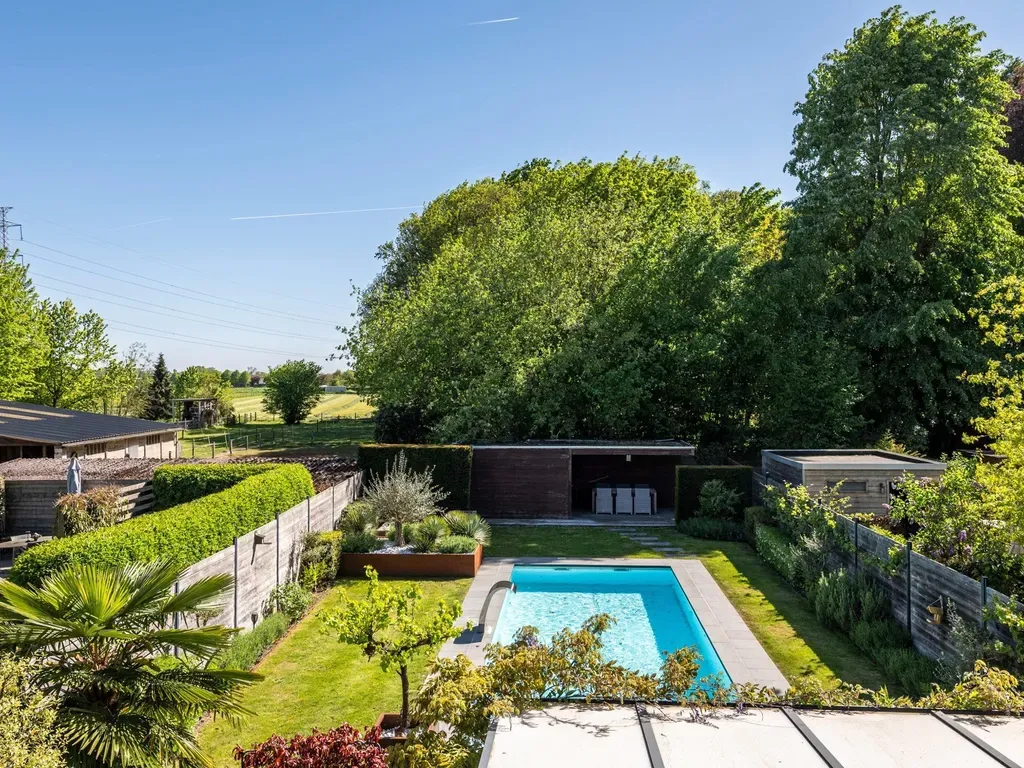 Vue aérienne - Maison Luxueuse avec Piscine Chauffée à Ranst