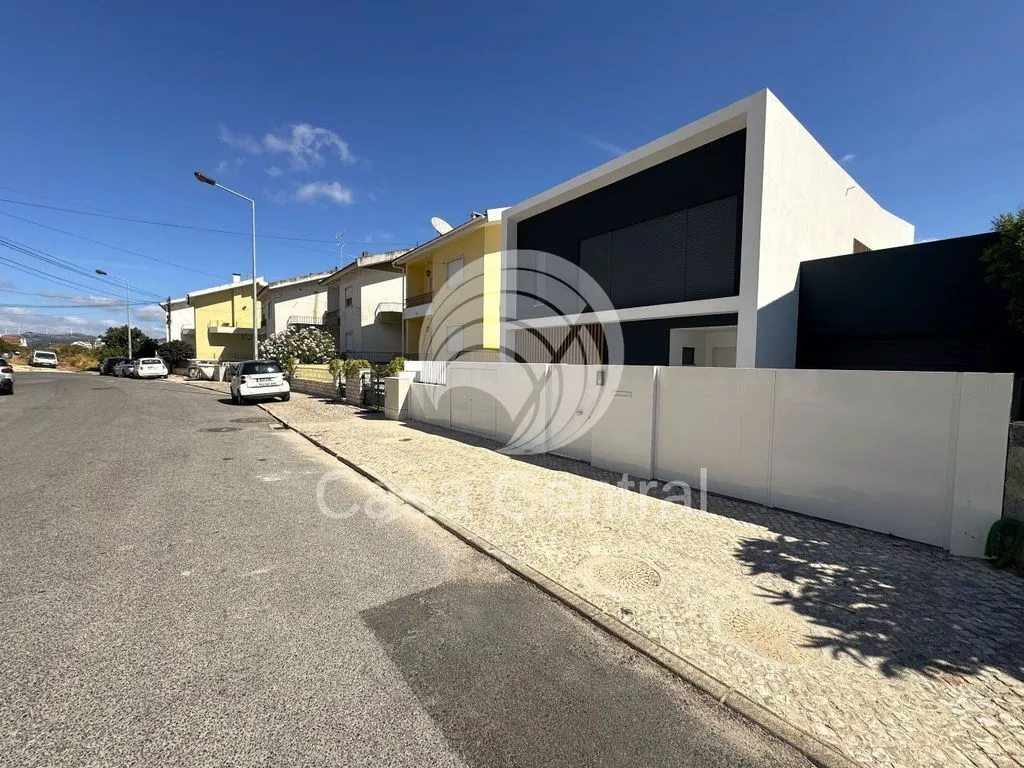 Välivaade - Luxury House with Pool in Loures