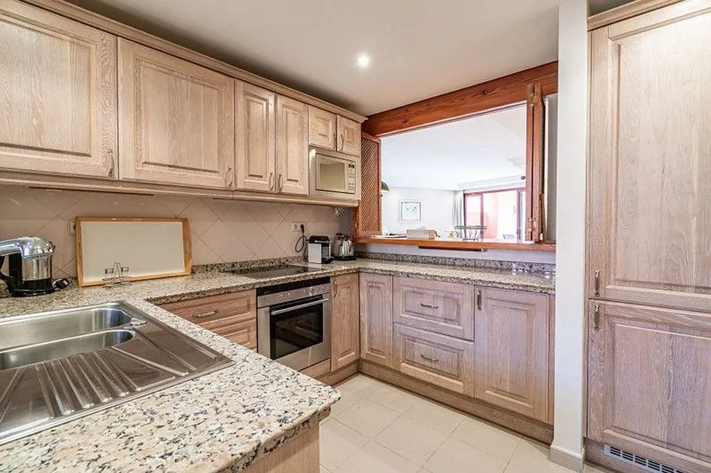 Köök - T2 Apartment with Pool in El Padrón, Estepona