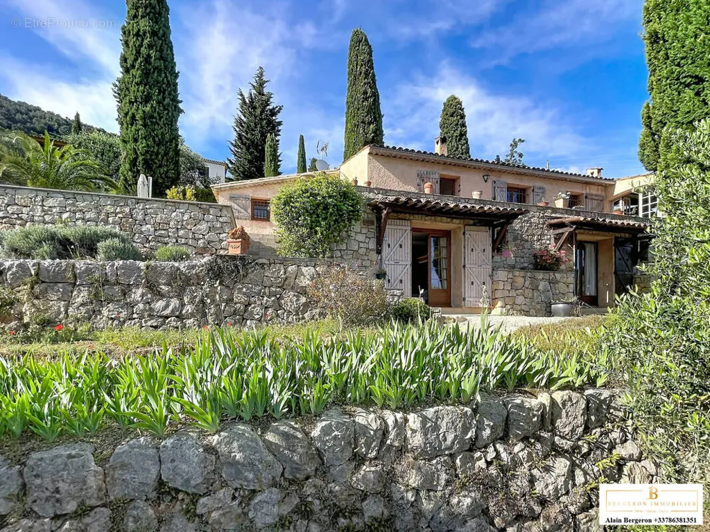Extérieur - Maison de Caractère avec Vue Mer à Spéracèdes