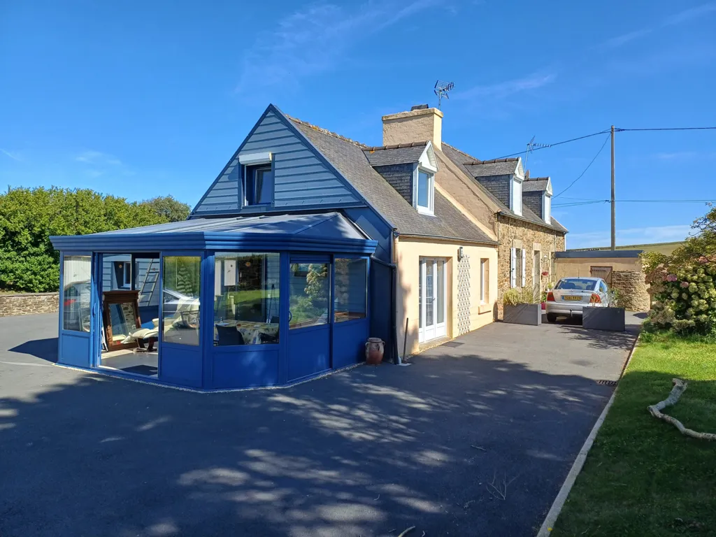 Extérieur - Propriété avec Deux Maisons et Jardin à Saint-Jean-du-Doigt