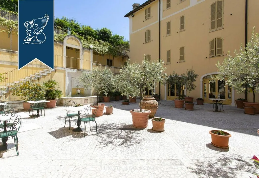 Aed - Luxury Hotel with Historical Features in Spoleto