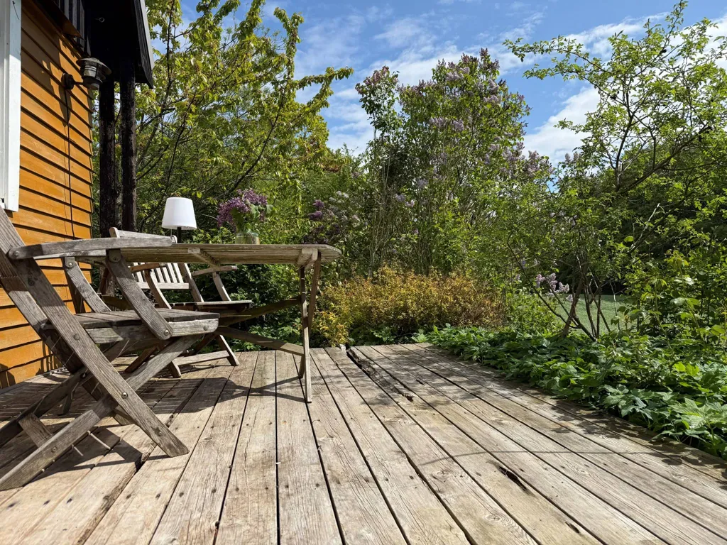 Jardin - Charming Yellow Cottage with Orchard in Scania