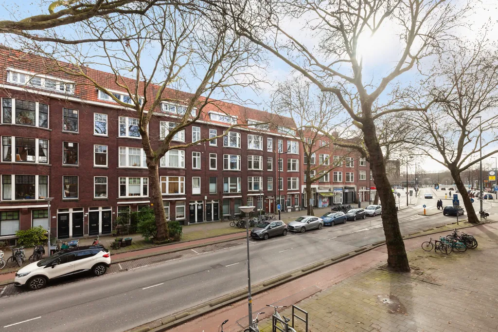 3-toaline korter asukohas Rotterdam