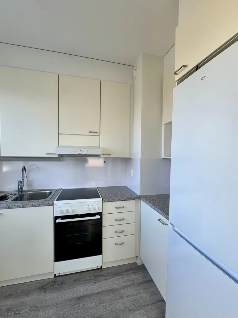 Köök - Modernised Apartment with Balcony in Tornio