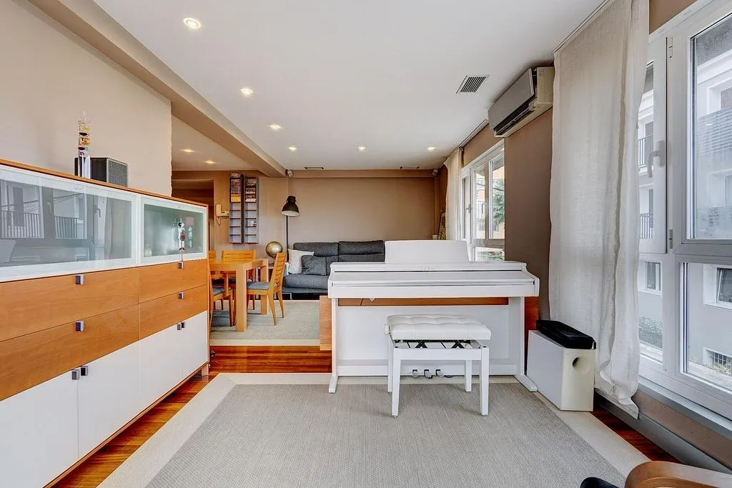 Elutuba - Spacious Flat with Views in San Roque