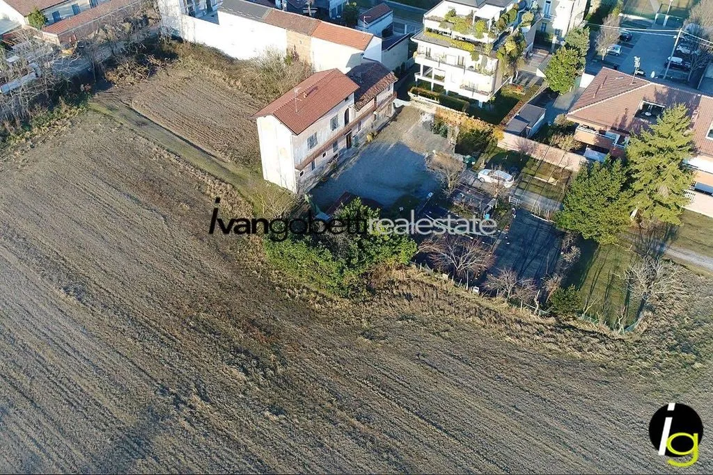 Õhuvaade - Rustic Farmhouse with Views in Busto Arsizio