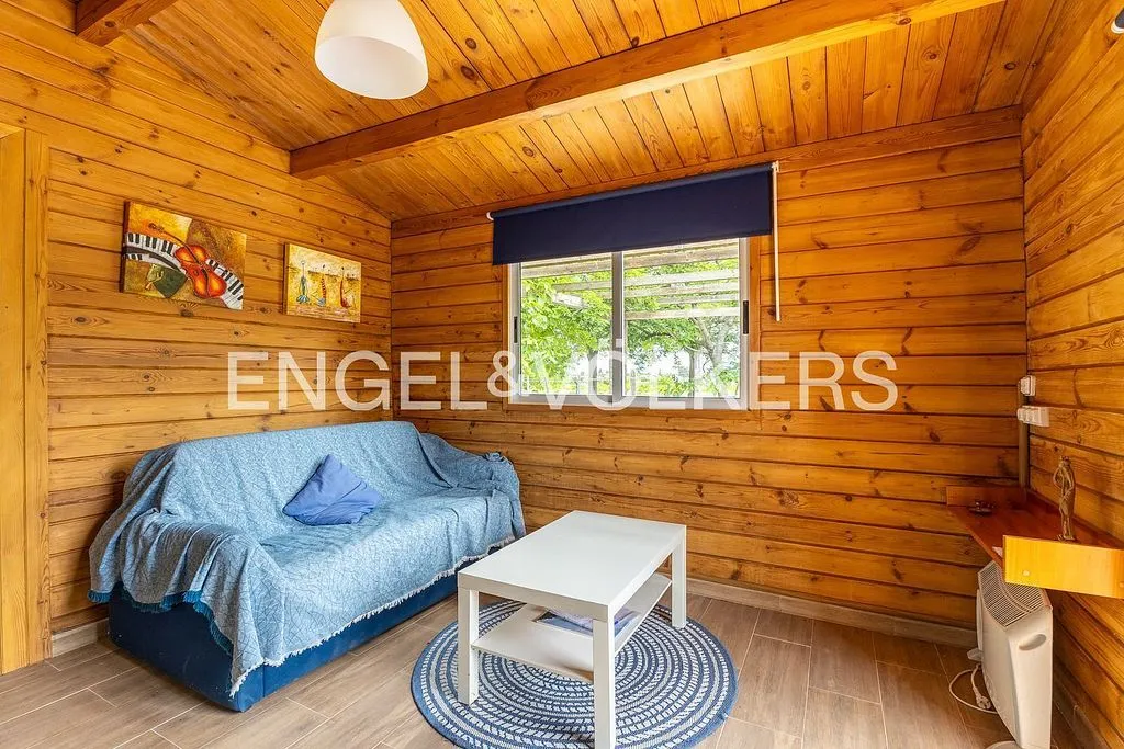 Magamistoad - Equestrian Estate with Pool in Enguera