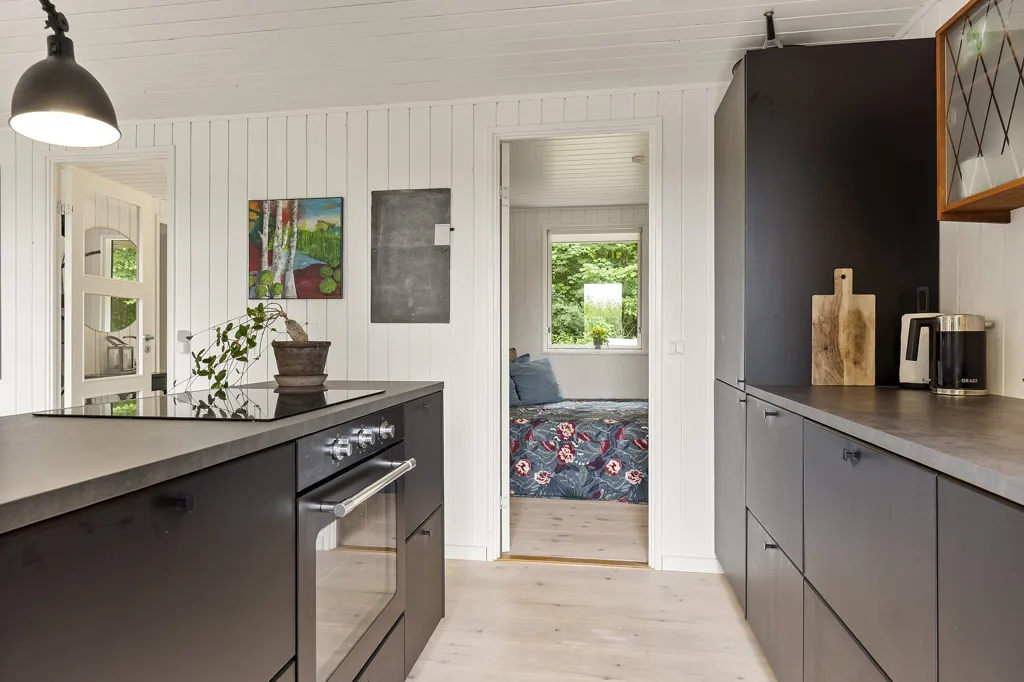 Cucina - Modernised Holiday Home with Lake View in Dons