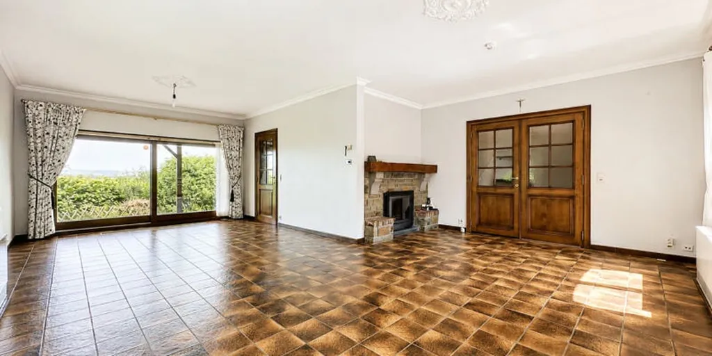 Séjour - Maison à rénover avec terrasse à Visé