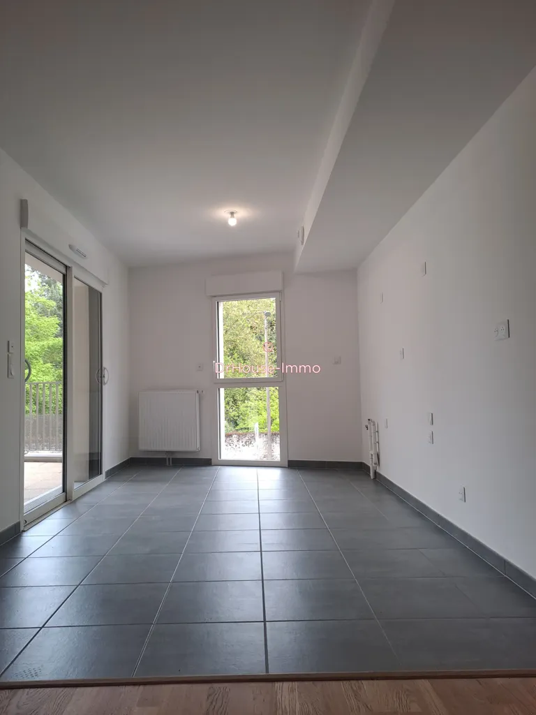 Elutuba - Flat with Terrace in La Riche