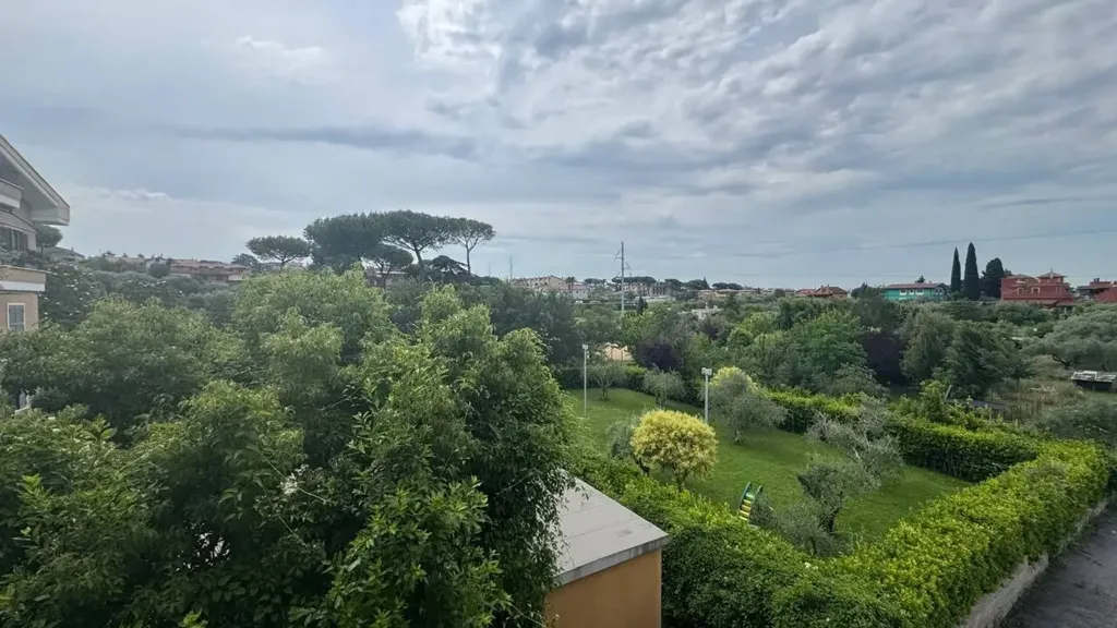 Aed - Modern Trilocale with Terrazzo in Rome