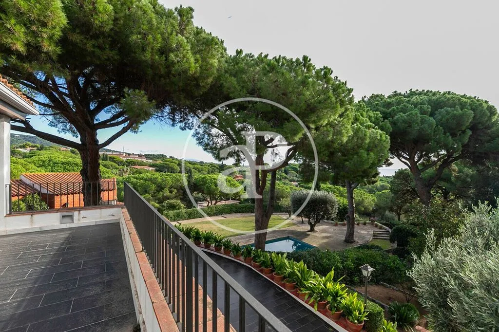 Terrasse - Luxury Villa with Pool in Sant Andreu de Llavaneres