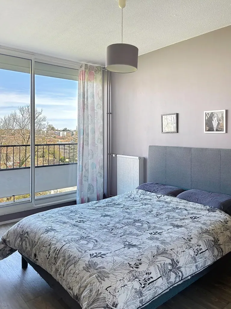 Chambres - Appartement avec Balcon à Blanquefort
