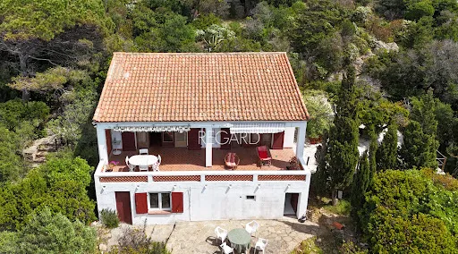 Õhuvaade - Fenced Villa with Sea Views on Ile du Levant