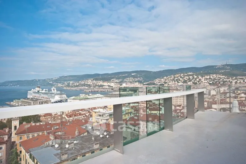 Balcon - Penthouse with Panoramic View in Trieste