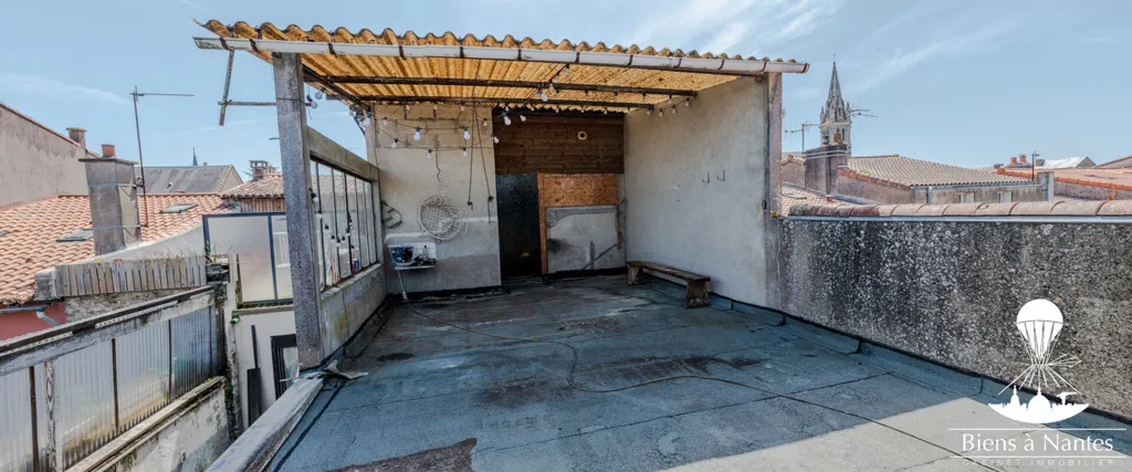 Terrass - Mixed-Use Property with Loft Potential in Torfou