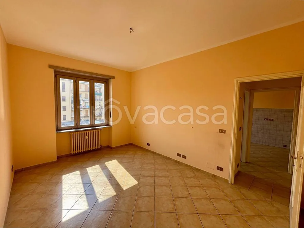Pièces - Modernised 2-Bed Flat with Balcony in Pinerolo