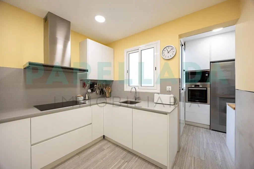 Cucina - Luxury Flat with Terrace in Tiana, Catalonia
