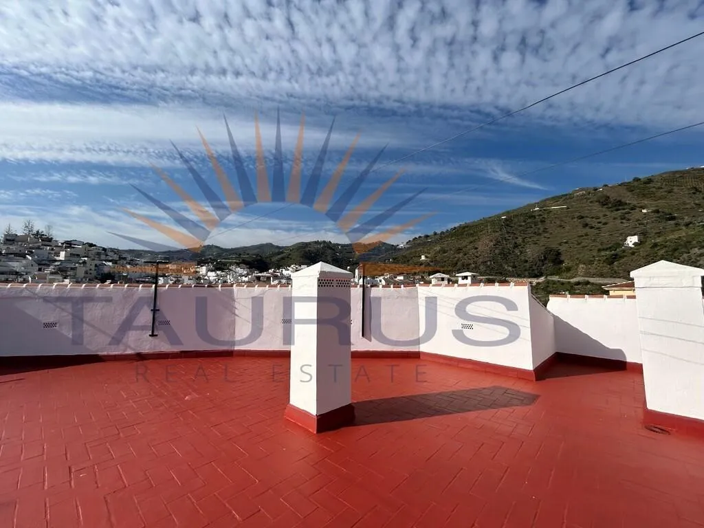 Terrace - Apartment with Balconies in Algarrobo