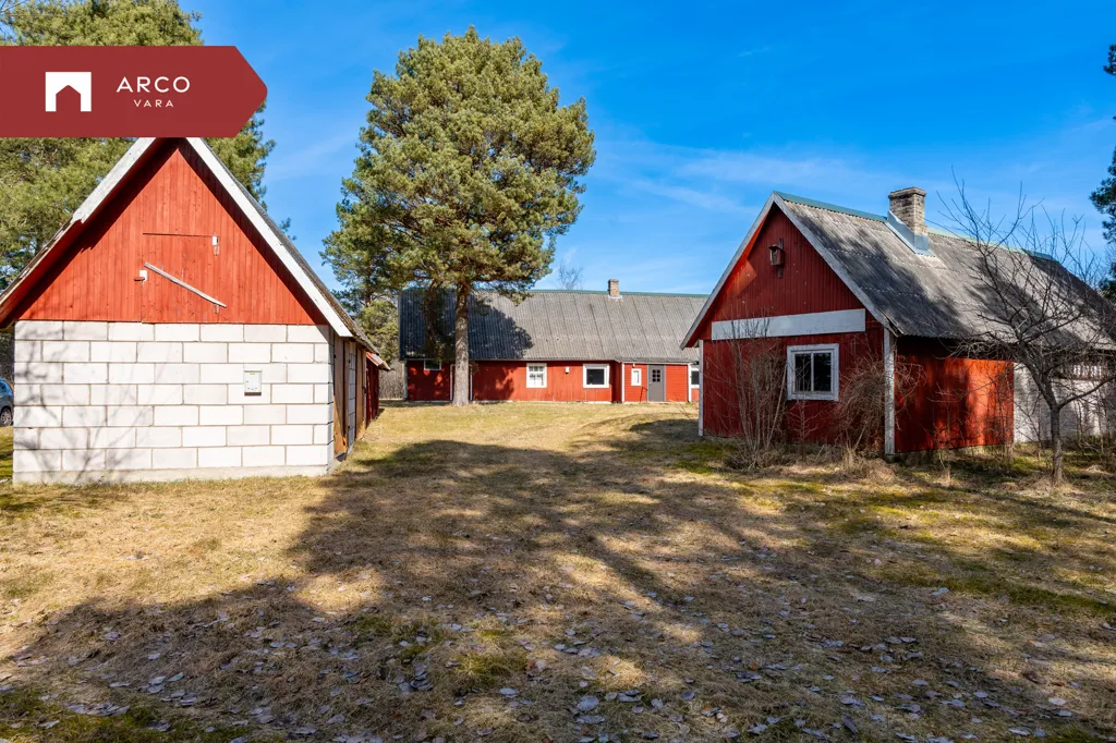 Välivaade - Farmstead with Coastal Land in Linaküla
