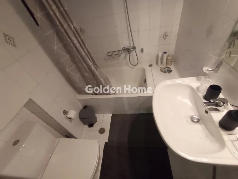 Bagni - Modernised Apartment with Parking in Metamorphosis Centre