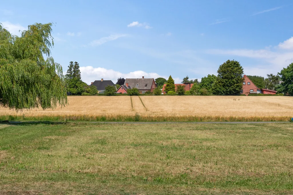 Aed - Year-Round Plot with 5G Coverage in Tranekær