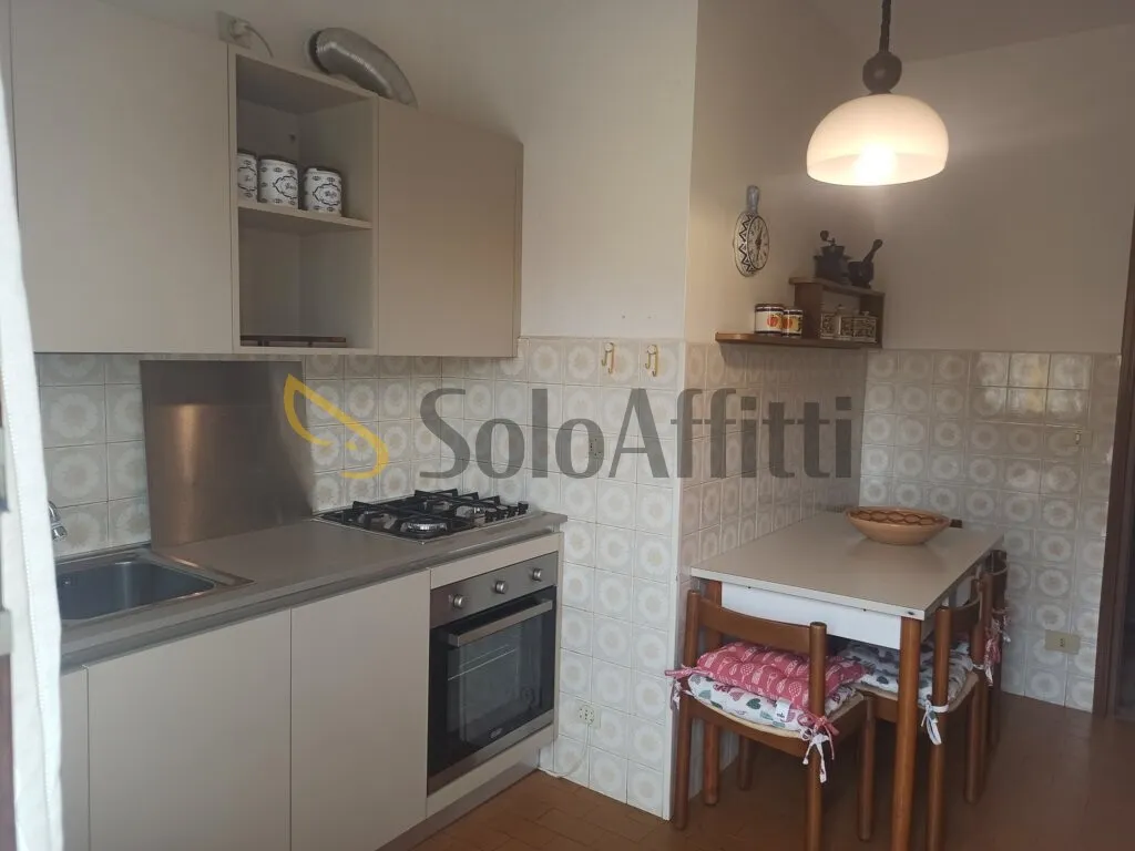 Cuisine - Armed Tricamere with Terraces in Via Colonna