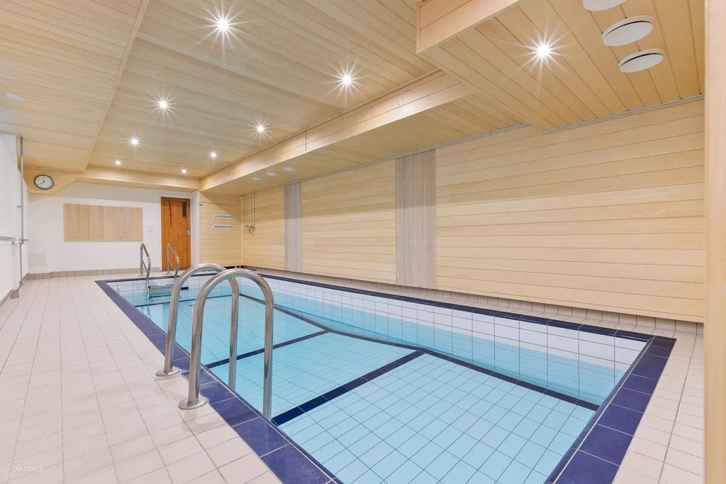 Bassein - Apartment with Pool in Möysä, Lahti
