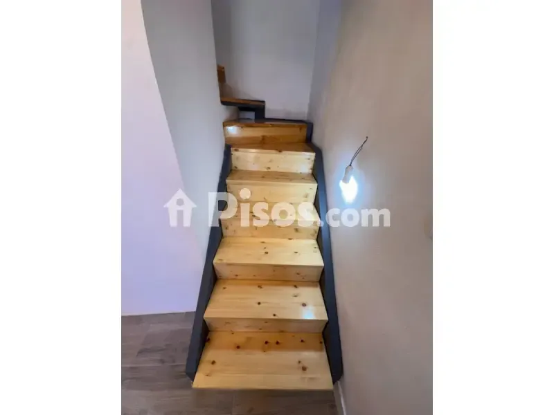 Pièces - Modern Chalet with City Views in San Antón