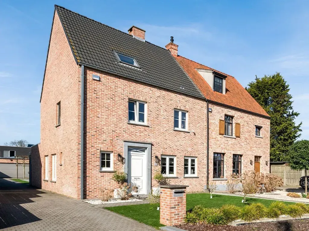 Extérieur - Hob Rénové avec Piscine à Ranst