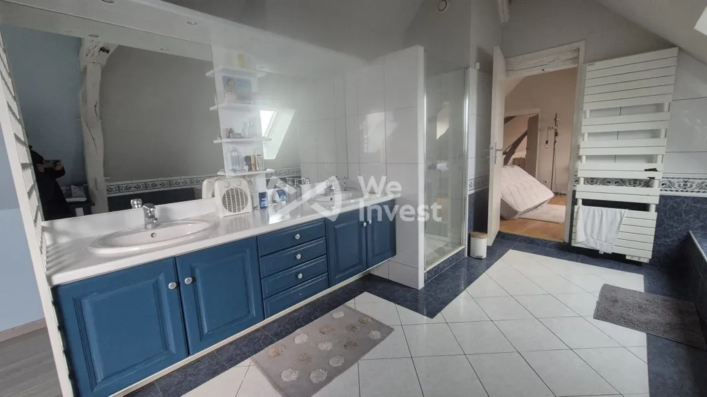 Vannitoad - Renovated Stone House with Pool in Marigné-Laillé