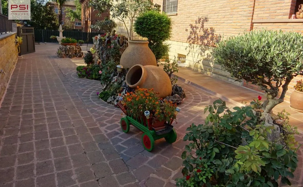 Jardin - Luxury House with Garden in Cardedeu
