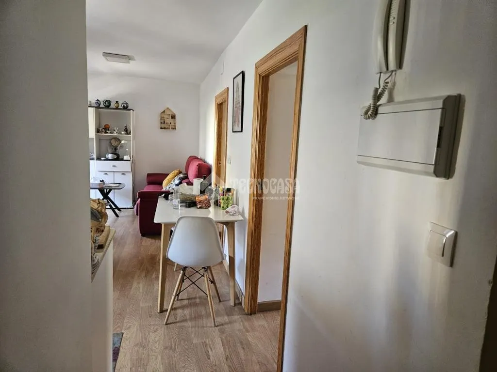 Söögituba - Completely Renovated Flat with Balcony in Zaidín